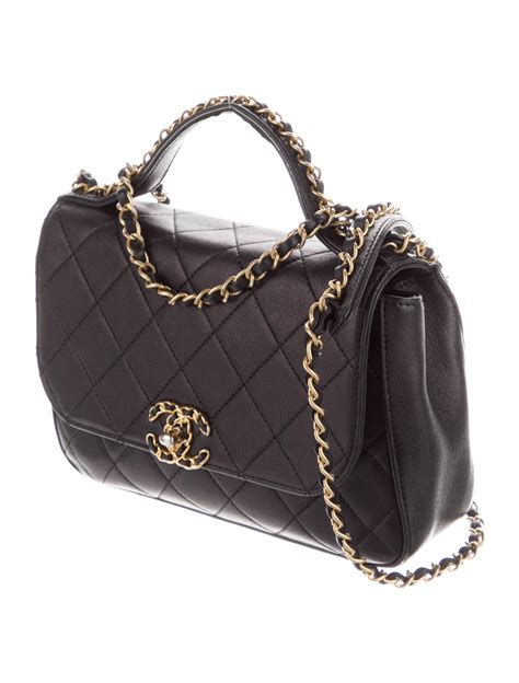 Chain Infinity Chanel Handbags for Women .